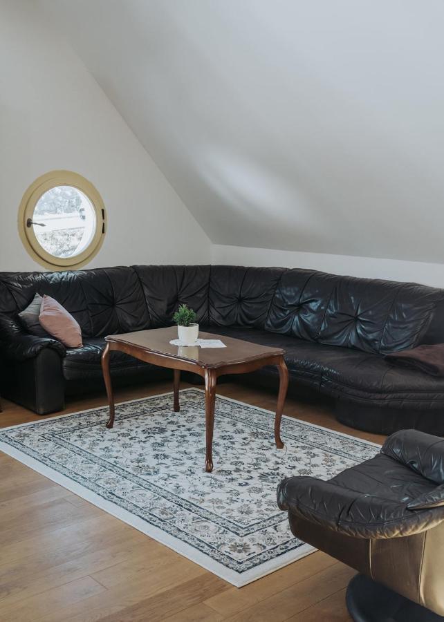 Apartment Mozinetova Hisa