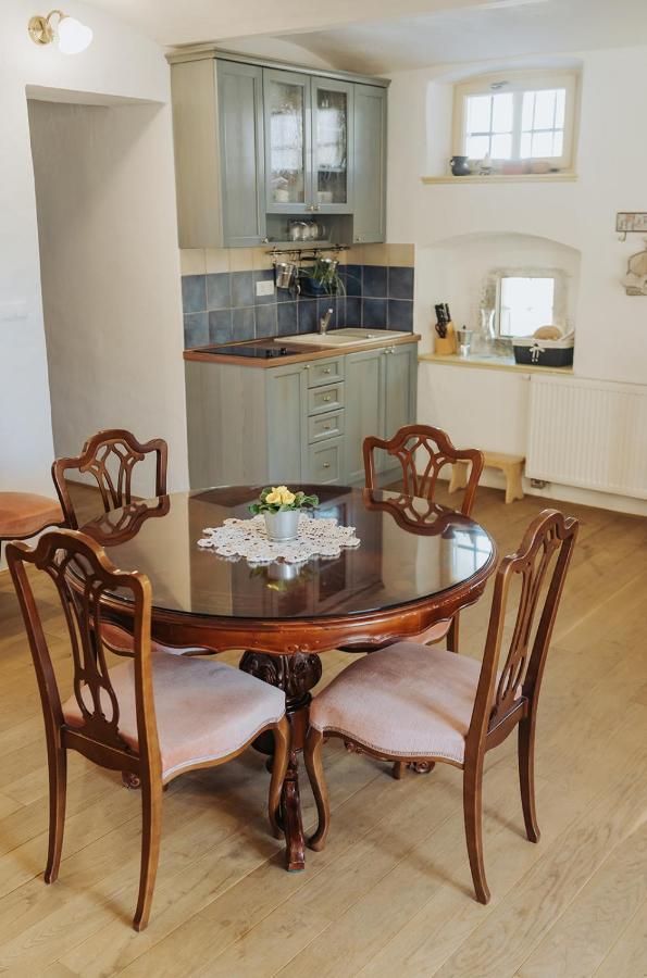 Apartment Mozinetova Hisa *